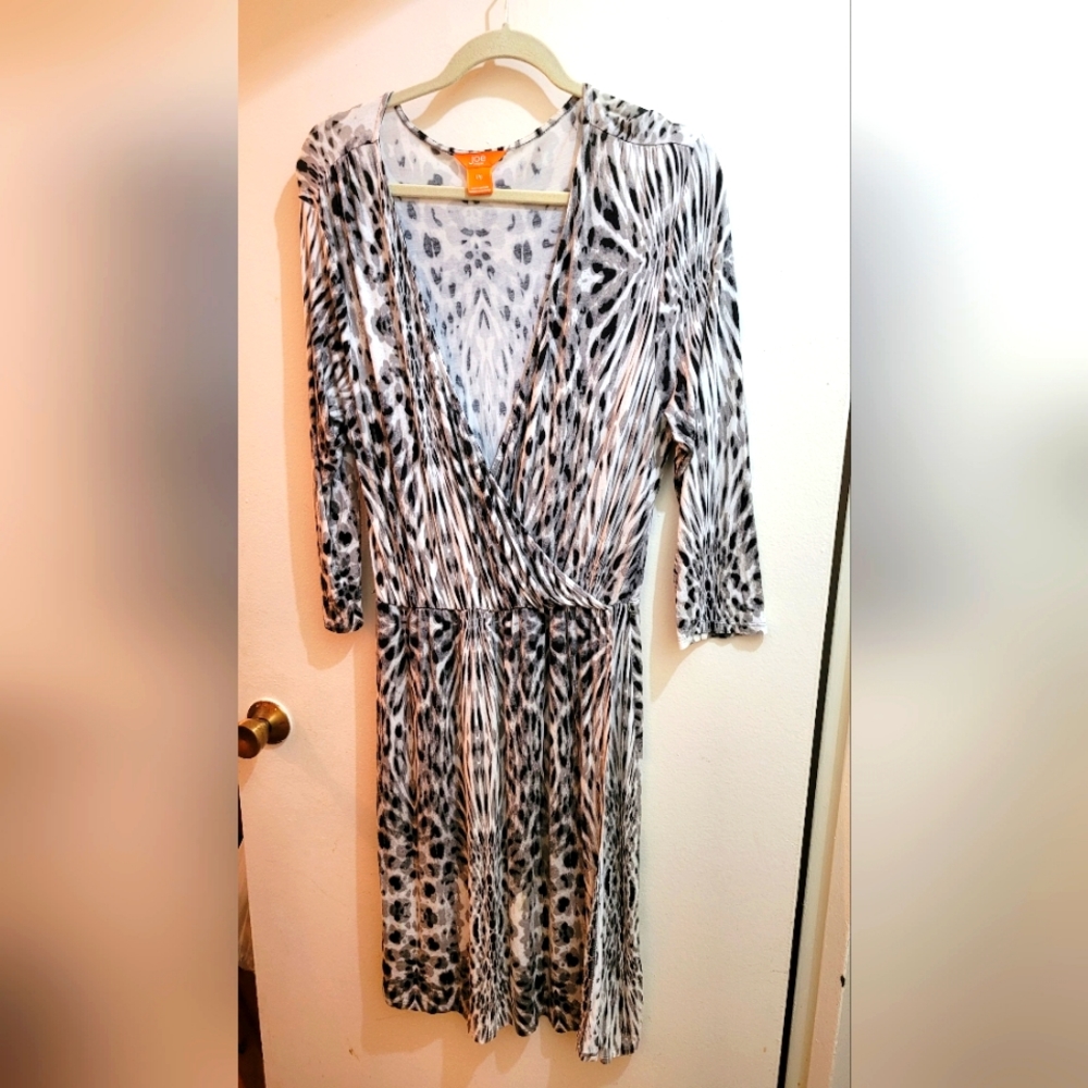 Joe Fresh Large black and white wrap midi dress